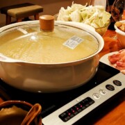 6) 地物を買って夕食をたのしんでください。